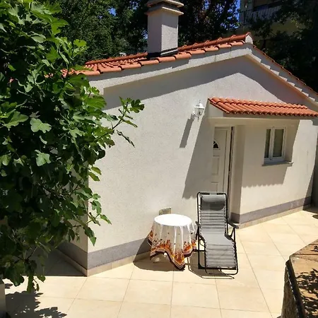 Natasa Appartement Vantacici